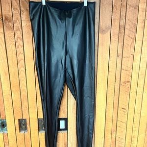 SKIMS Faux Leather Zip Legging 2X